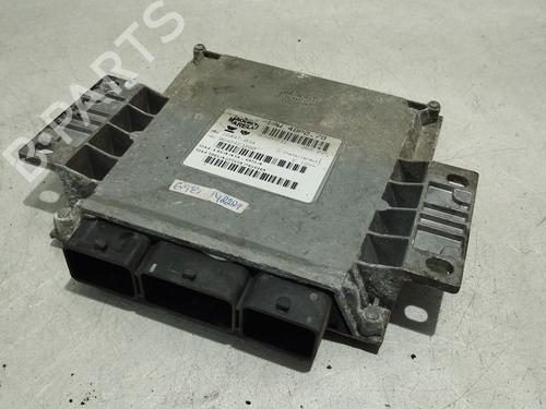 Used Engine control unit (ECU) PEUGEOT 206 Hatchback (2A/C) 1.1 i (60 hp) 30647953