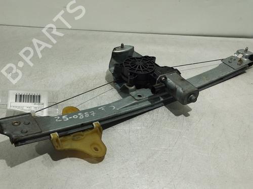 Alzavetro anteriore destra RENAULT CAPTUR I (J5_, H5_) 1.5 dCi 90 (J5N4, J5M5, J5MW, J5M6, J5AL, J5AJ) (90 hp) 30647978