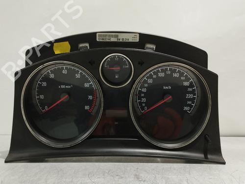 Used Instrument cluster OPEL ASTRA H (A04) 1.4 (L48) (90 hp) 30325200