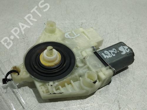 Alzavetro posteriore destra VW GOLF VII Variant (BA5, BV5) 1.6 TDI (110 hp) 30647980