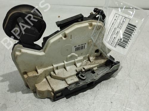 Used Rear right lock VW GOLF VI (5K1) 2.0 TDI (110 hp) 30327901