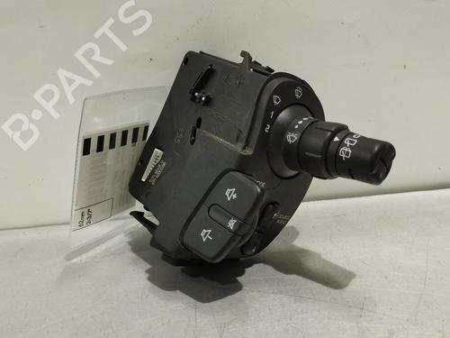 Used Front wiper motor RENAULT MODUS / GRAND MODUS (F/JP0_) 1.5 dCi (FP0F, JP0F) (86 hp) 30359380