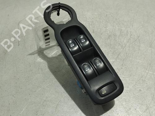 Used Left front window switch RENAULT MODUS / GRAND MODUS (F/JP0_) 1.5 dCi (FP0F, JP0F) (86 hp) 30359376