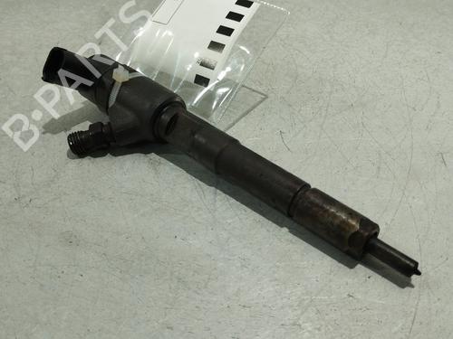 Used Injector ALFA ROMEO MITO (955_) 1.3 MultiJet (955AXT1A, 955AYA1A) (80 hp) 30393808