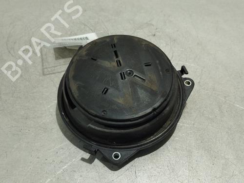 Used Rear left exterior door handle VW GOLF VI (5K1) 1.6 TDI (105 hp) 30397915