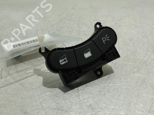 Used Ignition barrel LANCIA YPSILON (843_) 1.2 (843.AXA1A) (60 hp) 30442566