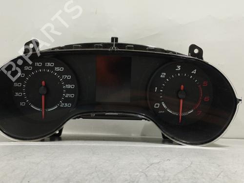 instrument-cluster-fiat-tipo-hatchback-356_-357_-2016-30518729 main image