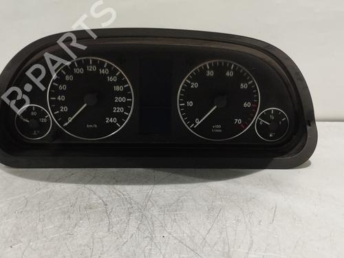 Used Instrument cluster MERCEDES-BENZ A-CLASS (W169) A 170 (169.032, 169.332) (116 hp) 30648028