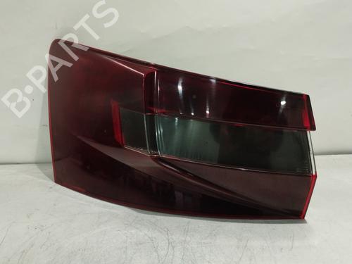 Used Left taillight SKODA SUPERB III Estate (3V5) [2015-2024]  30435956