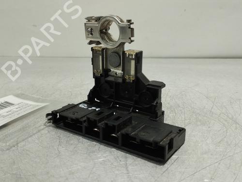 Used Fuse box RENAULT CLIO V (B7_) [2019-2026]  30645355