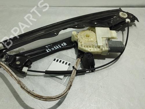 Alzavetro anteriore sinistro PEUGEOT 308 SW II (LC_, LJ_, LR_, LX_, L4_) 1.6 BlueHDi 120 (120 hp) 30658561