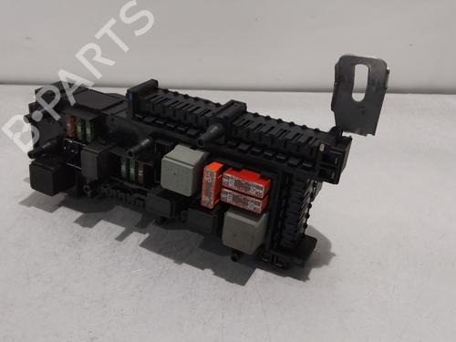 Used Fuse box MERCEDES-BENZ C-CLASS (W204) C 320 CDI (204.022) (224 hp) 30776044