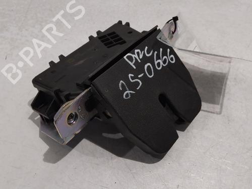 Used Tailgate lock OPEL ZAFIRA B Box Body/MPV (A05) 1.7 CDTI VAN (M75) (110 hp) 30764018