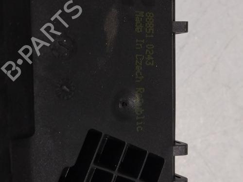 Tailgate lock OPEL ZAFIRA B Box Body/MPV (A05) 1.7 CDTI VAN (M75) | BP30764018C101