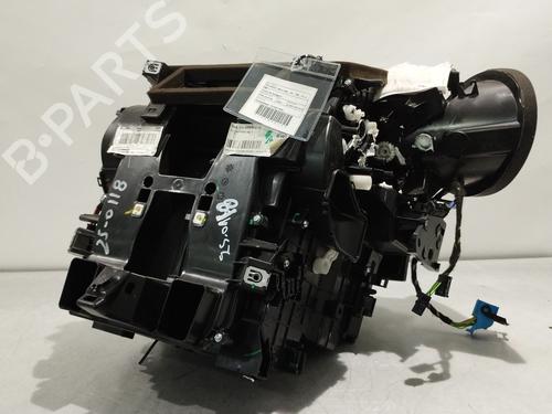 Commande Chauffage PEUGEOT 208 II (UB_, UP_, UW_, UJ_) e-208 (136 hp) 30778356