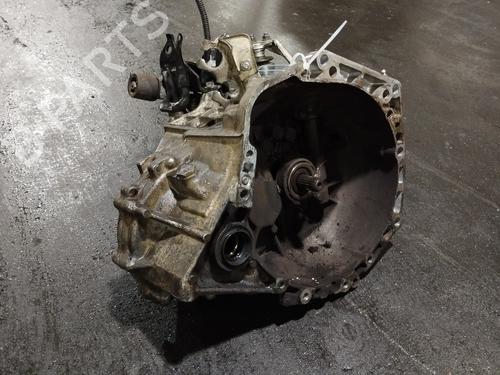 gearbox-toyota-yaris-_p9_-2005-2006-2007-2008-2009-2010-2011-2012-2013-2014-29698062 main image