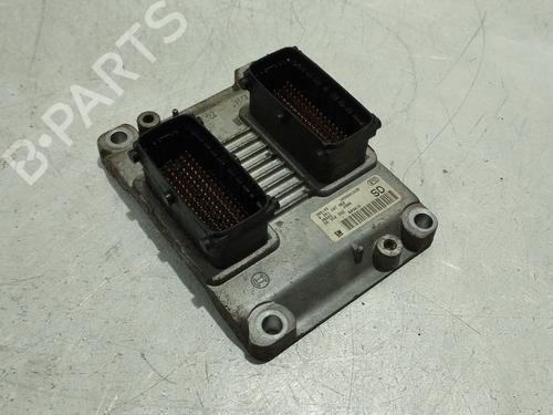 Used Engine control unit (ECU) OPEL CORSA C (X01) 1.2 (F08, F68) (75 hp) 30858846