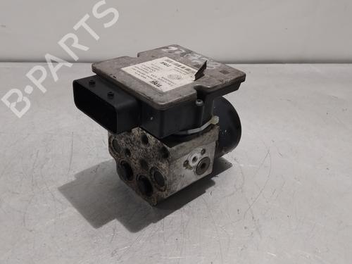 Used ABS pump LANCIA YPSILON (843_) 1.2 (843.AXA1A) (60 hp) 31073633