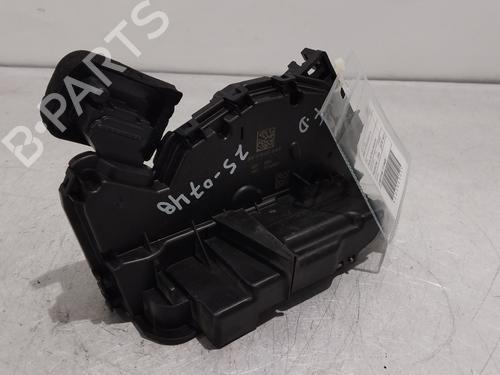 Høyre foran lås SEAT ATECA (KH7, KHP) 1.0 TSI (116 hp) 30900310