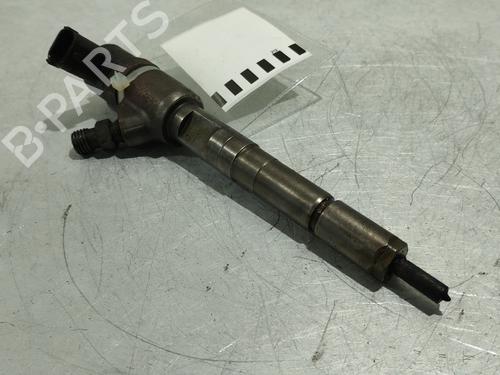 Injecteur CHEVROLET AVEO Hatchback (T300) 1.3 D (75 hp) 30939051