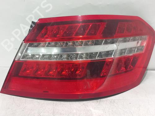 Used Right taillight MERCEDES-BENZ E-CLASS (W212) E 250 CDI / BlueTEC (212.003, 212.004) (204 hp) 16652345
