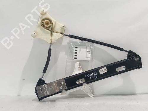 Rudehejsemekanisme Højre bagtil VW POLO VI (AW1, BZ1, AE1) 1.6 TDI (80 hp) 31052868