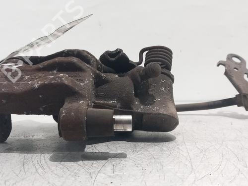 Andre VOLVO V40 Hatchback (525) D2 (120 hp) 31255095