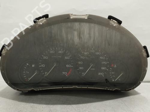 Used Instrument cluster PEUGEOT 206 Hatchback (2A/C) 1.4 i (75 hp) 31065765