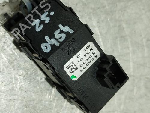 Switch MERCEDES-BENZ E-CLASS Coupe (C207) E 350 CDI (207.322) | BP31073679I30