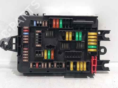 Used Fuse box BMW 1 (F20) 116 d (116 hp) 31118213