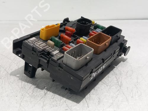 Caixa de fusíveis CITROËN C4 Picasso I MPV (UD_) 1.6 HDi (109 hp) 31213742