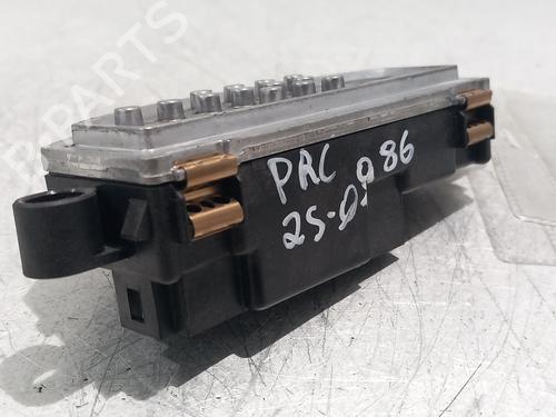 Andre SEAT ARONA (KJ7, KJP) 1.0 TSI (116 hp) 31215473