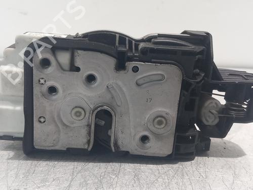 Used Front right lock VOLVO V40 Hatchback (525) D2 (120 hp) 31334539