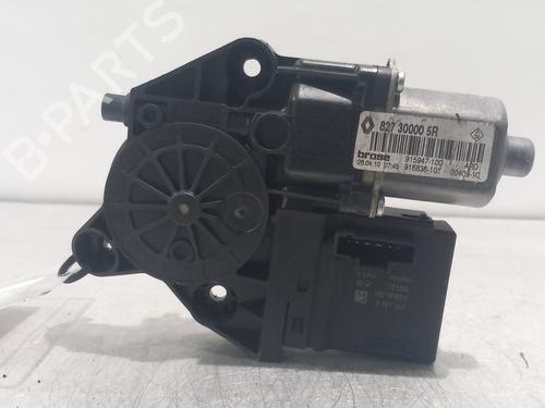 Motor do elevador de vidro trás direito RENAULT GRAND SCÉNIC III (JZ0/1_) 1.5 dCi (JZ0B, JZ07) (106 hp) 31317802