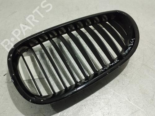 Used Grille BMW 5 Touring (E61) 520 d (177 hp) 31572826