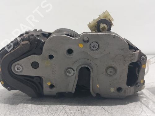 Used Front right lock OPEL ASTRA J (P10) 1.7 CDTI (68) (125 hp) 31653795