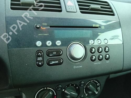 radio-suzuki-swift-iii-mz-ez-2005-40535126 main image
