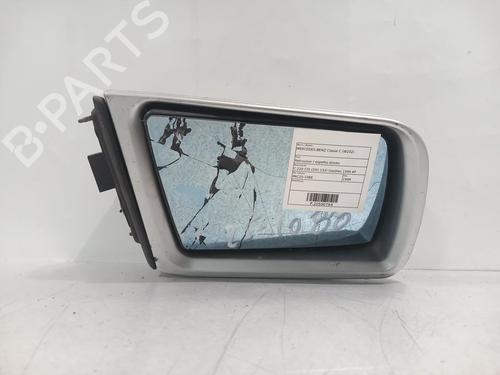Retrovisor direito MERCEDES-BENZ C-CLASS (W202) C 220 CDI (202.133) (125 hp) 31834147