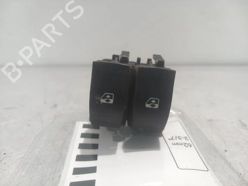 Used Left front window switch RENAULT MEGANE II Hatchback Van (KM0/2_) 1.5 dCi (86 hp) 31905552