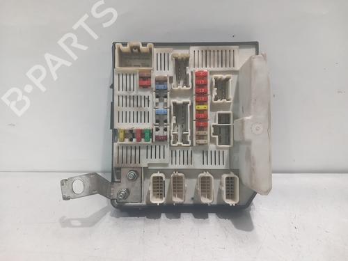 Used Fuse box RENAULT MEGANE II Estate Van (KM_) 1.5 dCi (KM1F) (86 hp) 31886813