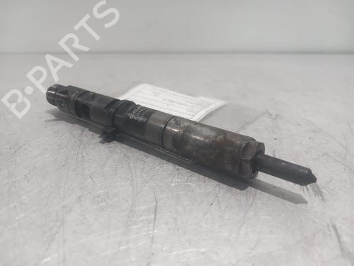 Injecteur RENAULT CLIO III Hatchback Van (SB_, SR_) 1.5 dCi (86 hp) 31905554