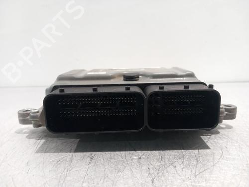 Calculateur moteur (ecu) SMART FORTWO Coupe (451) 0.8 CDi (451.300) (45 hp) 31945456
