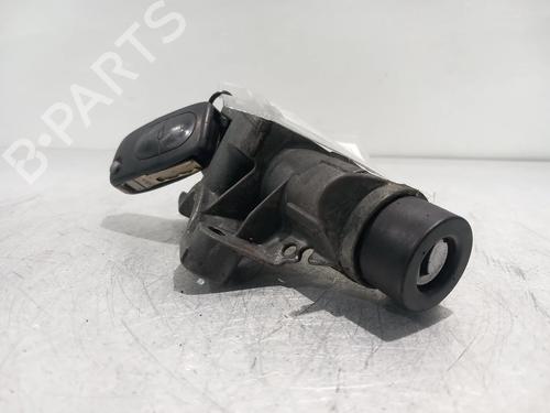 Clé de contact VW GOLF IV Variant (1J5) 1.9 TDI (110 hp) 31956441