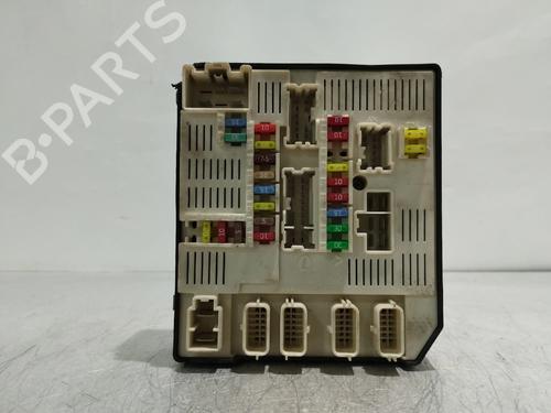 fuse-box-renault-megane-iii-grandtour-kz01-2008-2009-2010-2011-2012-2013-2014-2015-2016-31982885 main image