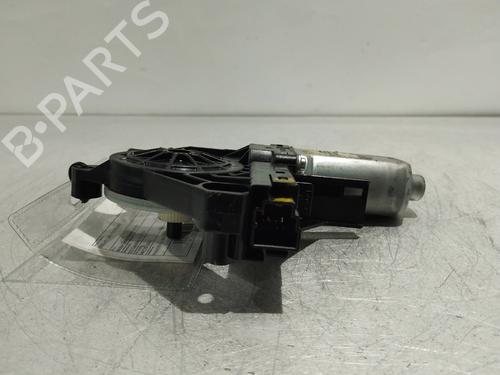Used Right front window motor VOLVO V40 Hatchback (525) D2 (114 hp) 32021129