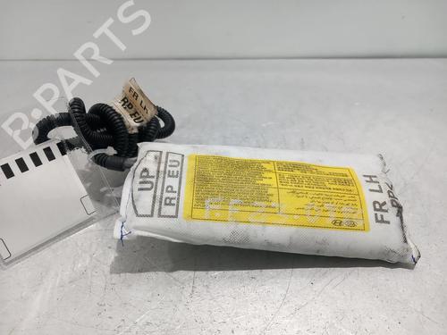 Used Left seat airbag KIA CARENS IV 1.7 CRDi (141 hp) 32023779