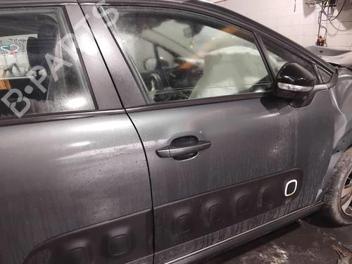 Used Right front door CITROËN C3 III (SX) 1.2 VTi 82 LPG (82 hp) 32036181