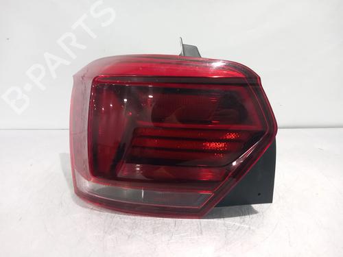 Used Left taillight VW POLO VI (AW1, BZ1, AE1) 1.0 TSI (95 hp) 26157224