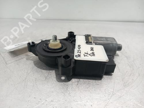 Left front window motor VW POLO VI (AW1, BZ1, AE1) 1.0 TSI | BP32036194E21 - Image 2
