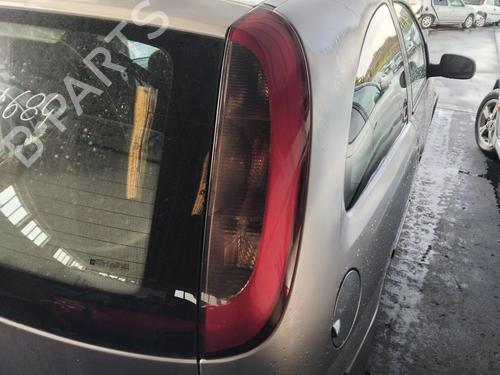 Used Right taillight OPEL CORSA C (X01) 1.2 (F08, F68) (75 hp) 32061968